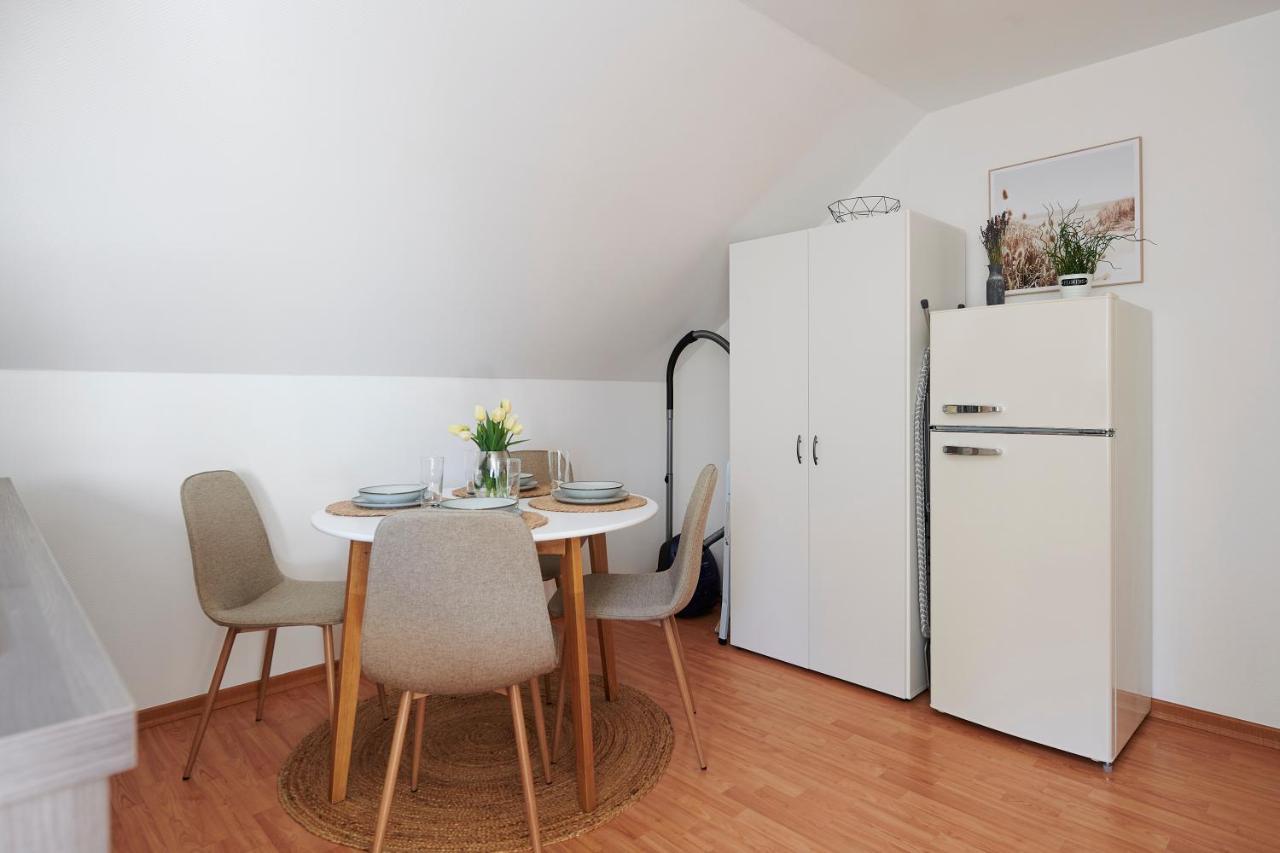 Grosszuegig & Stilvoll Parkplatz ,Ruhige Lage, 5 Personen, Langzeit Apartment Paderborn Ngoại thất bức ảnh